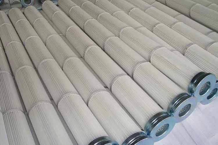 脉冲乐鱼网页版页面登录-乐鱼(中国)的阻力随滤料外表粉尘层厚度的添加而增大，阻力到达某一规定值时，进行清灰